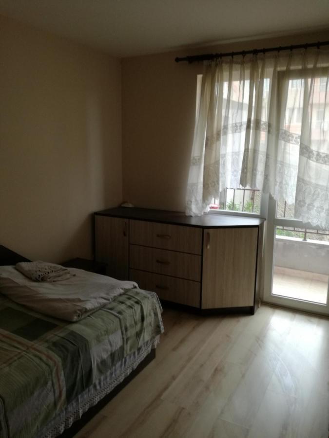 Apartmen Xan Malamir ヴァルナ エクステリア 写真